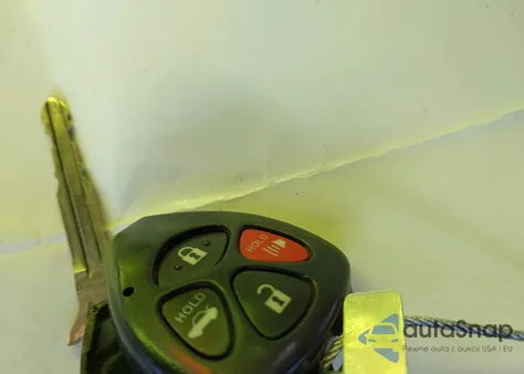 2013 Toyota Corolla Le из США, поврежденный, VIN 2T1BU4EE4DC011085